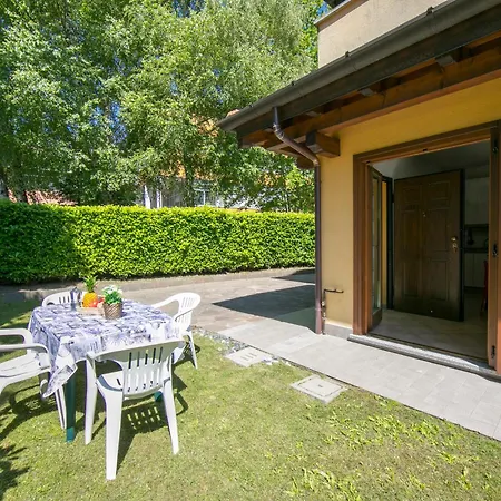 Дом отдыха Le Betulle Private Garden & Parking In - Happy *