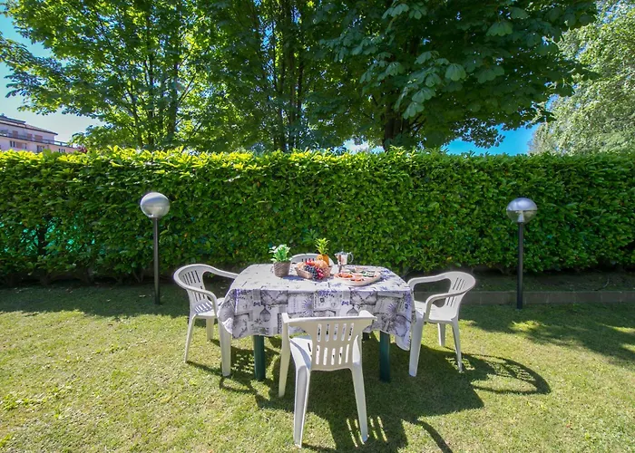 Le Betulle Garden In - Happy