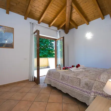 Le Betulle Garden In - Happy