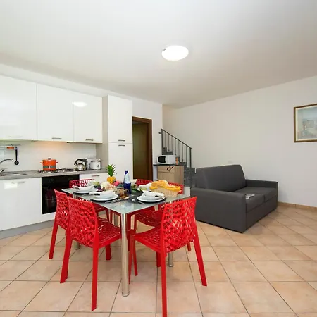 Le Betulle Garden In - Happy Villa