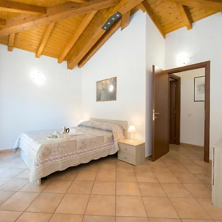 Le Betulle Garden In - Happy 라베노-몸벨로